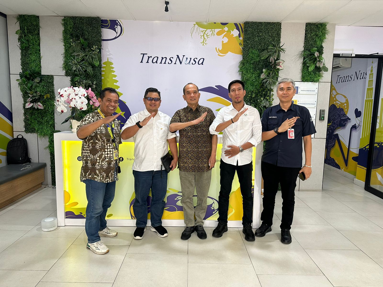 Kunjungan PT KTMBS ke PT TRANSNUSA AVIATION MANDIRI