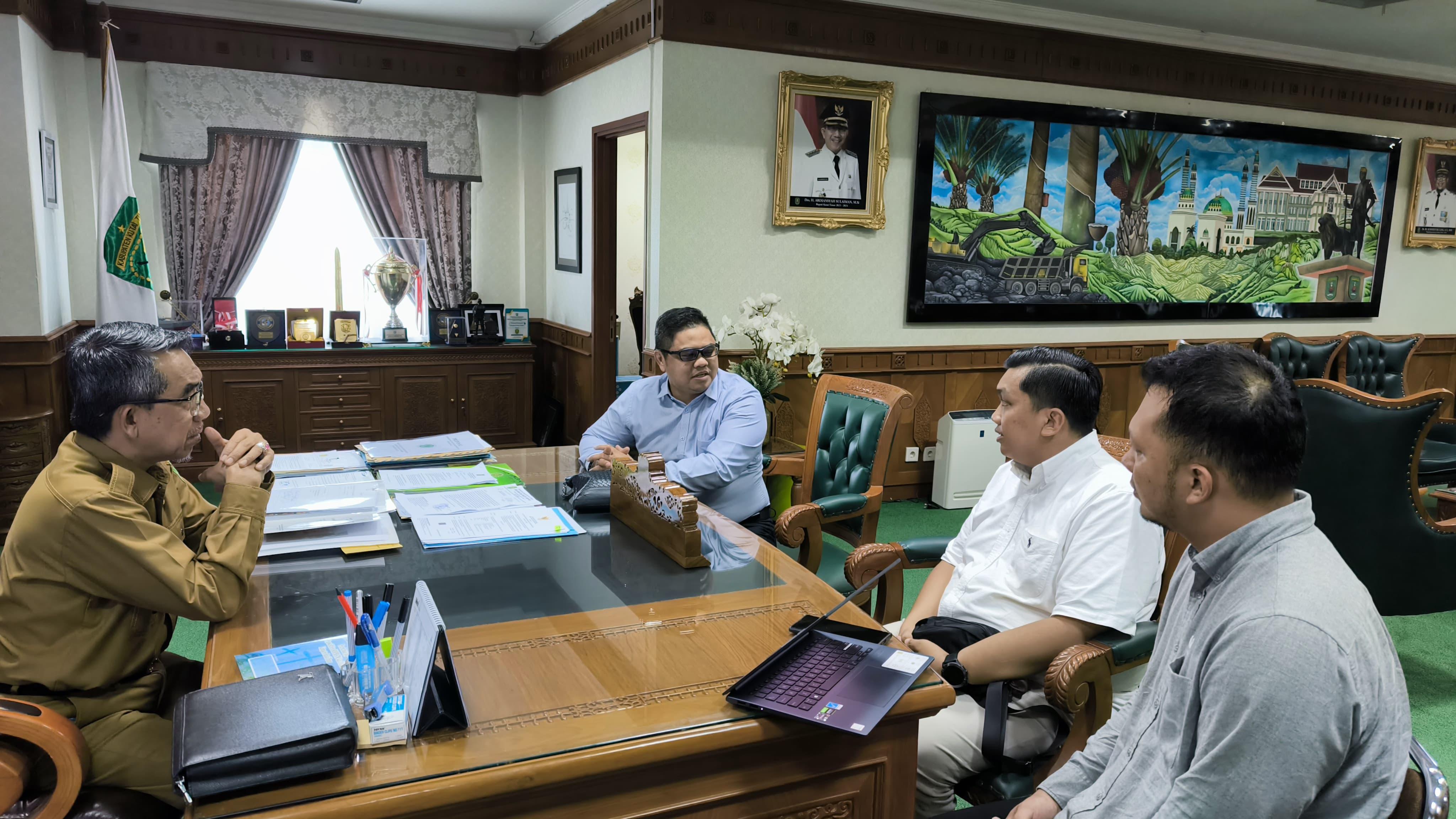 Rapat Terkait Potensi Bisnis PT. KTMBS di IKN Bersama Bupati Kutim